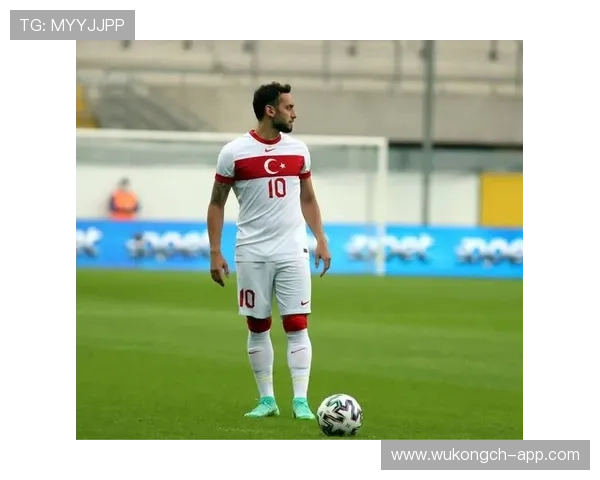 AC米兰体系抗压能力存疑：表面运转有序，实则遇强易崩