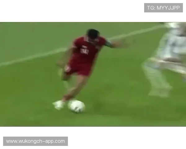 加纳乔无球跑动与反击冲击力解析