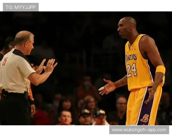 任意球快速开球规则解析及裁判判罚重点说明